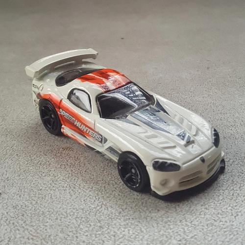 Jual Hot Wheels Dodge Viper Srt 10 Loose Kota Cirebon TRIKEE FUNSHOP Tokopedia