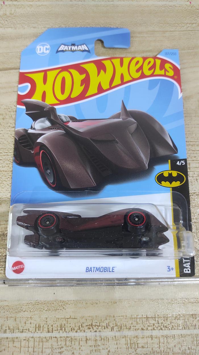 Jual Hotwheels Hot Wheels Batmobile Batman Coklat Lot G H Kota
