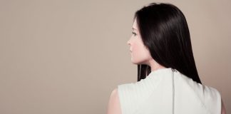 Rambut Rontok? Yuk, Atasi dengan 12 Merk Shampo Terbaik Berikut Ini!
