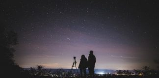 5 Cara dan Langkah Menggunakan Teropong Bintang untuk Nikmati Indahnya Langit Malam
