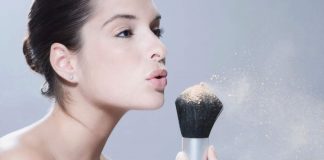 Poles Wajah Sempurna dengan 15 Merk Bedak Terbaik dan Tahan Lama