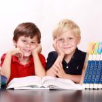 Mengenal Gaya dan Pola Belajar Anak: Visual, Auditori, Kinestetik