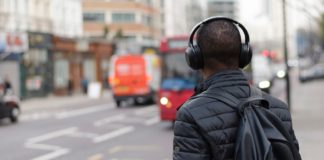 10 Tips Memilih Headset Bluetooth untuk Nikmati Musik Lebih Optimal