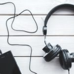 Ini Lho Perbedaan Headphone, Headset, Earphone dan Handsfree!