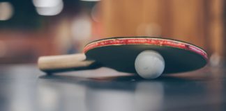10 Tips Memilih Bet Tenis Meja yang Tepat Sesuai Gaya Bermain