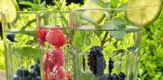 Buang Racun dalam Tubuh dengan 10 Buah untuk Detox Terbaik