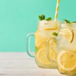 10 Manfaat Infused Water Lemon untuk Diet dan Kesehatan