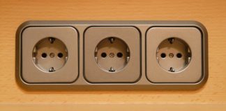 15 Jenis Stop Kontak Listrik di Dunia yang Ternyata Berbeda-beda