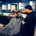 10 Ide Desain Spanduk Barbershop untuk Tarik Perhatian Calon Pelanggan