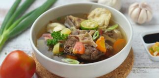 4 Resep Sop Iga yang Lezatnya Mantap & Cara Membuatnya