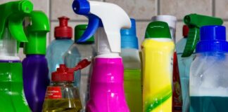 7 Rekomendasi Merk Disinfektan Terbaik untuk Bersihkan Kandang