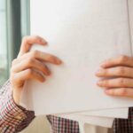 8 Desain Kop Surat Perusahaan yang Serasi dengan Peralatan Kantor Lainnya
