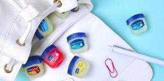 Review Vaseline Lip Therapy: Pelembap Bibir Multifungsi