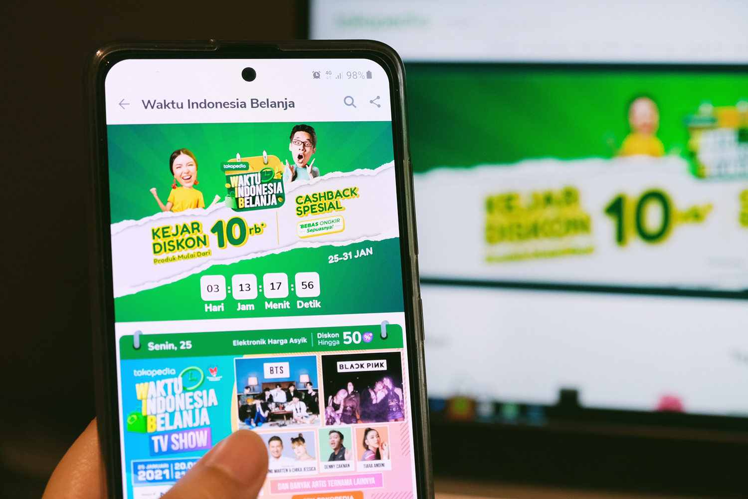 HEBOH! BTS dan Blackpink Kembali Ramaikan Tokopedia WIB TV Show