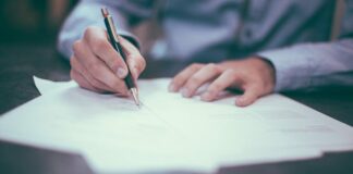 10 Langkah Membuat Surat Lamaran Kerja & Simak Contohnya!