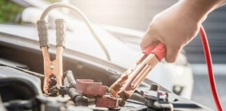 Cara Jumper Aki Mobil: Ini tips dan Langkah yang Benar