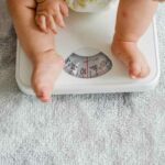 Berat Badan Bayi yang Ideal dari Awal Kelahiran hingga 2 Tahun