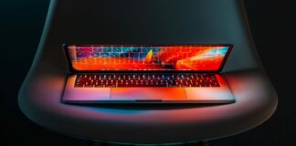 15 Laptop untuk Desain Grafis 2022: Penuhi Kebutuhan