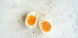 11 Manfaat Telur Setengah Matang: Nutrisi Lebih Banyak?