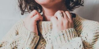 10 Model Sweater Rajut Wanita: Tampil Fashionable!