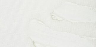 Review Avoskin Sunscreen: Terlindung Dari Sinar UV dan Penuaan Dini