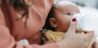 10 Merk Susu Formula untuk Bayi Diare, Aman & Bernutrisi Tinggi!