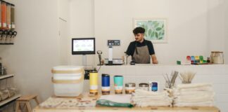 6 Contoh Surat Lamaran Kerja di Toko, Lengkap dan Praktis