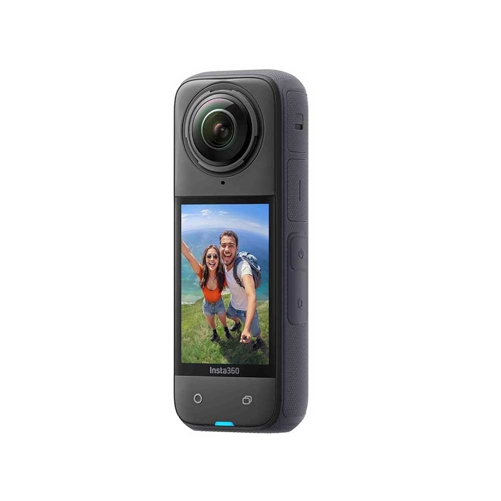3 Insta360 X4