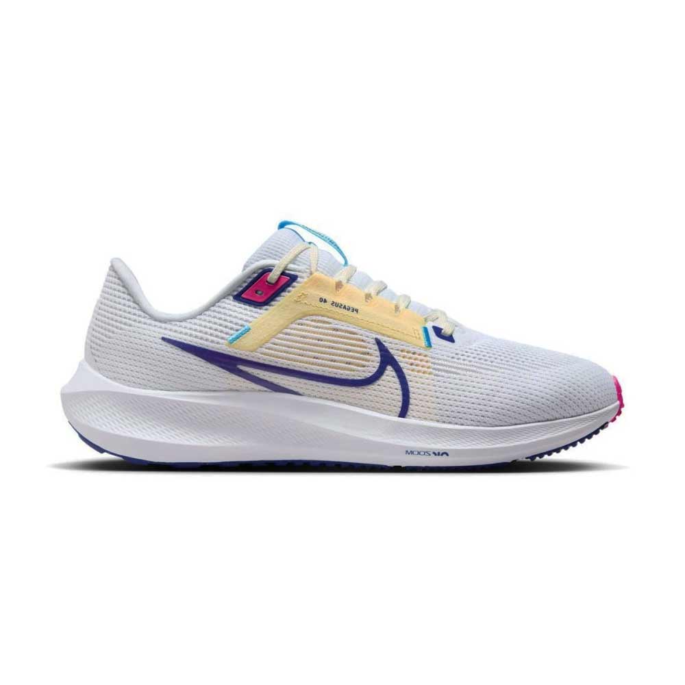 5 NIKE Air Zoom Pegasus 40
