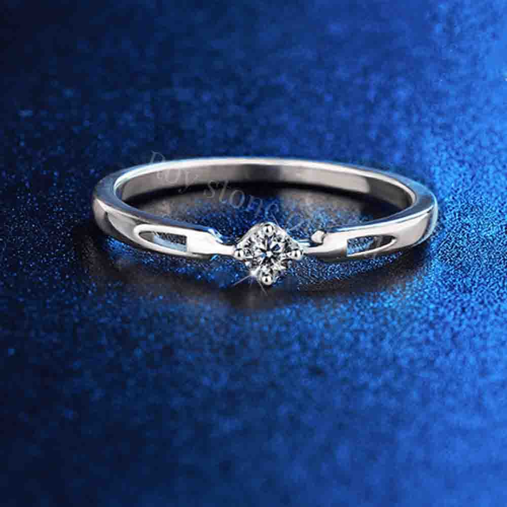 1 RoyStone Lovita Moissanite Ring