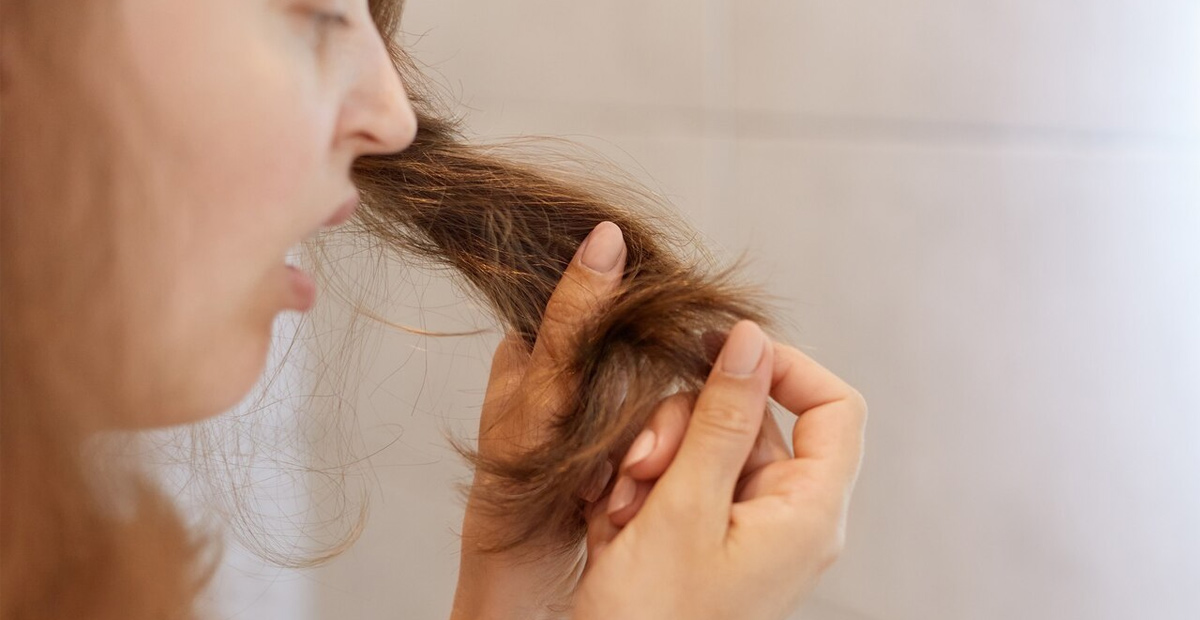 7 Sampo untuk Rambut Kering Terbaik 2025 yang Melembapkan!
