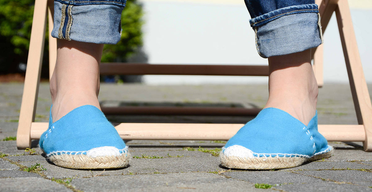 10 Espadrilles Wanita Terbaik untuk Musim Panas