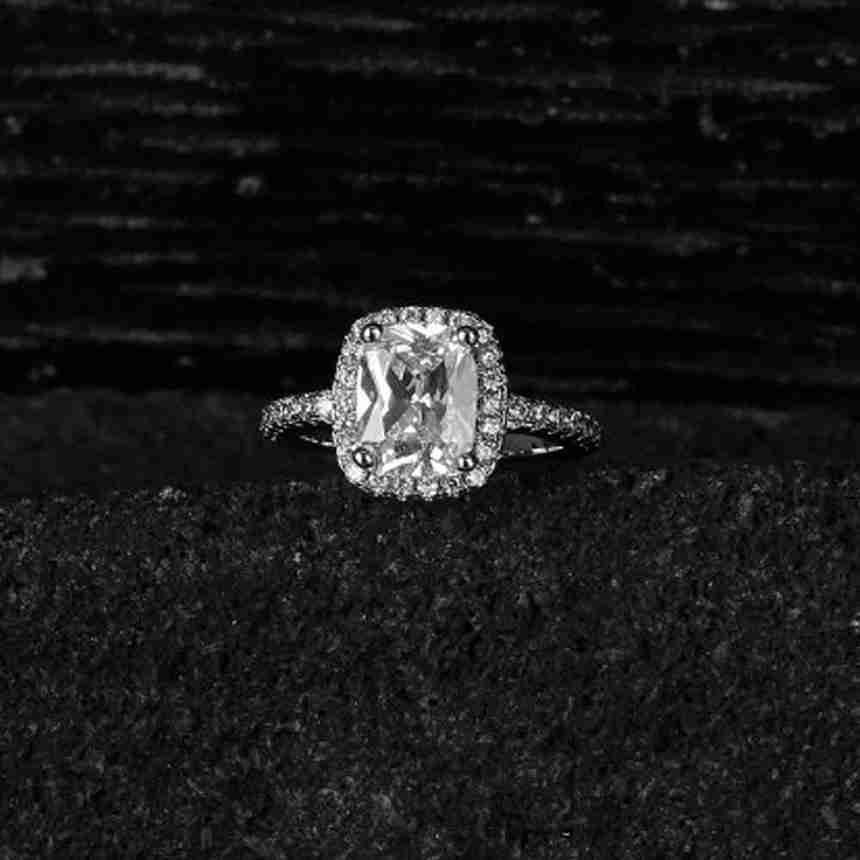 10 Croix Aureau Ring