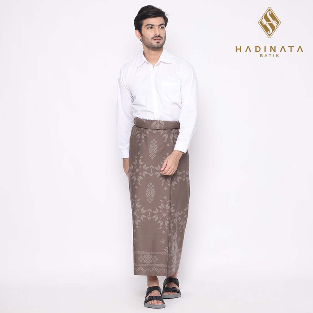 7 Hadinata Batik Sarung Hanan