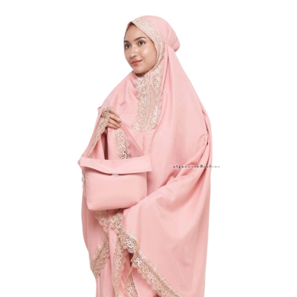 1 Alfauzi Mukena Zamora