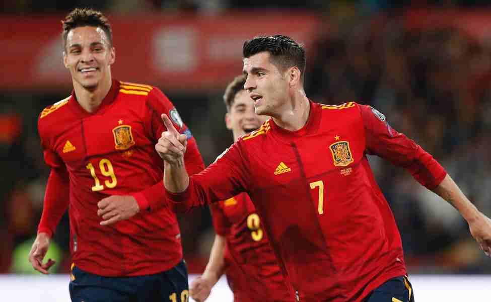 pemian timnas spanyol