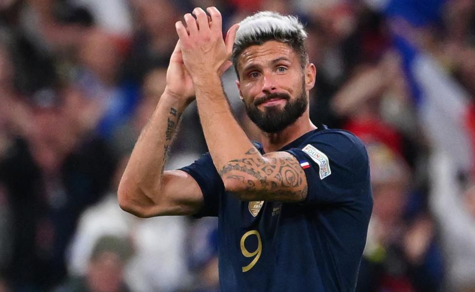 olivier giroud tepuk tangan