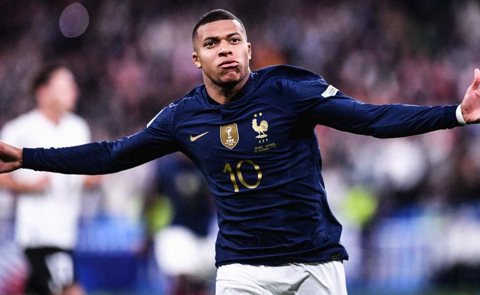 Kylian Mbappe dalam sebuah pertandingan dengan timnas Perancis.