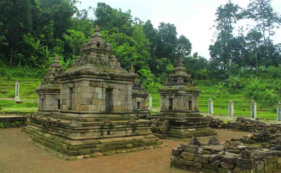 Candi Ngempon Semarang