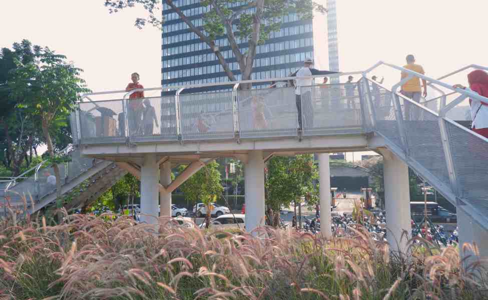 view di taman dukuh atas
