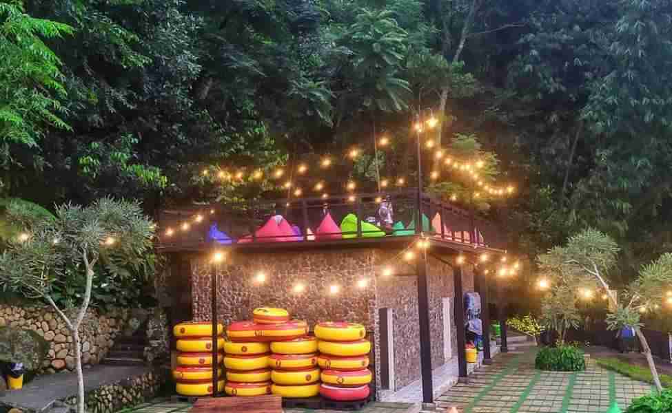 13 Tempat Nongkrong di Bogor yang Aman, Nyaman & Asik Buat Kongko