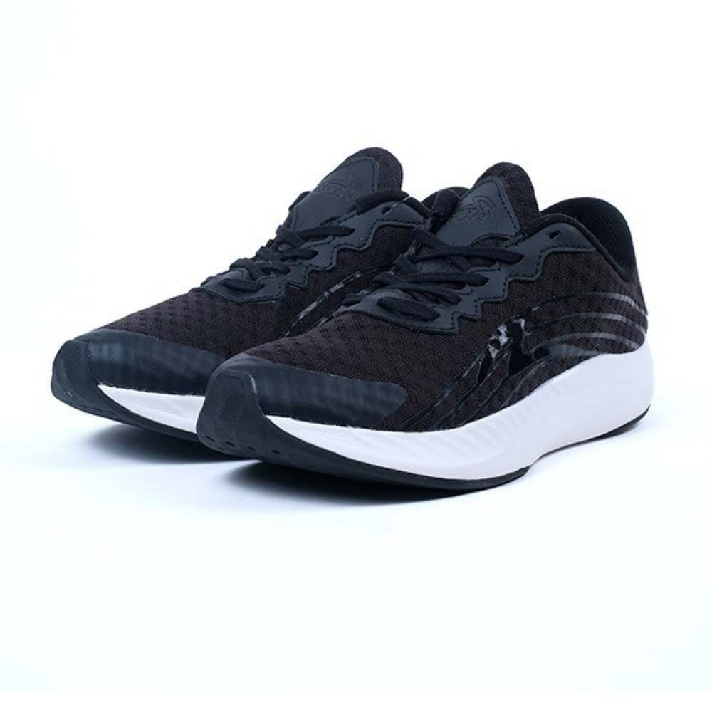 Sepatu lari lokal terbaik - Specs Rushfree 2