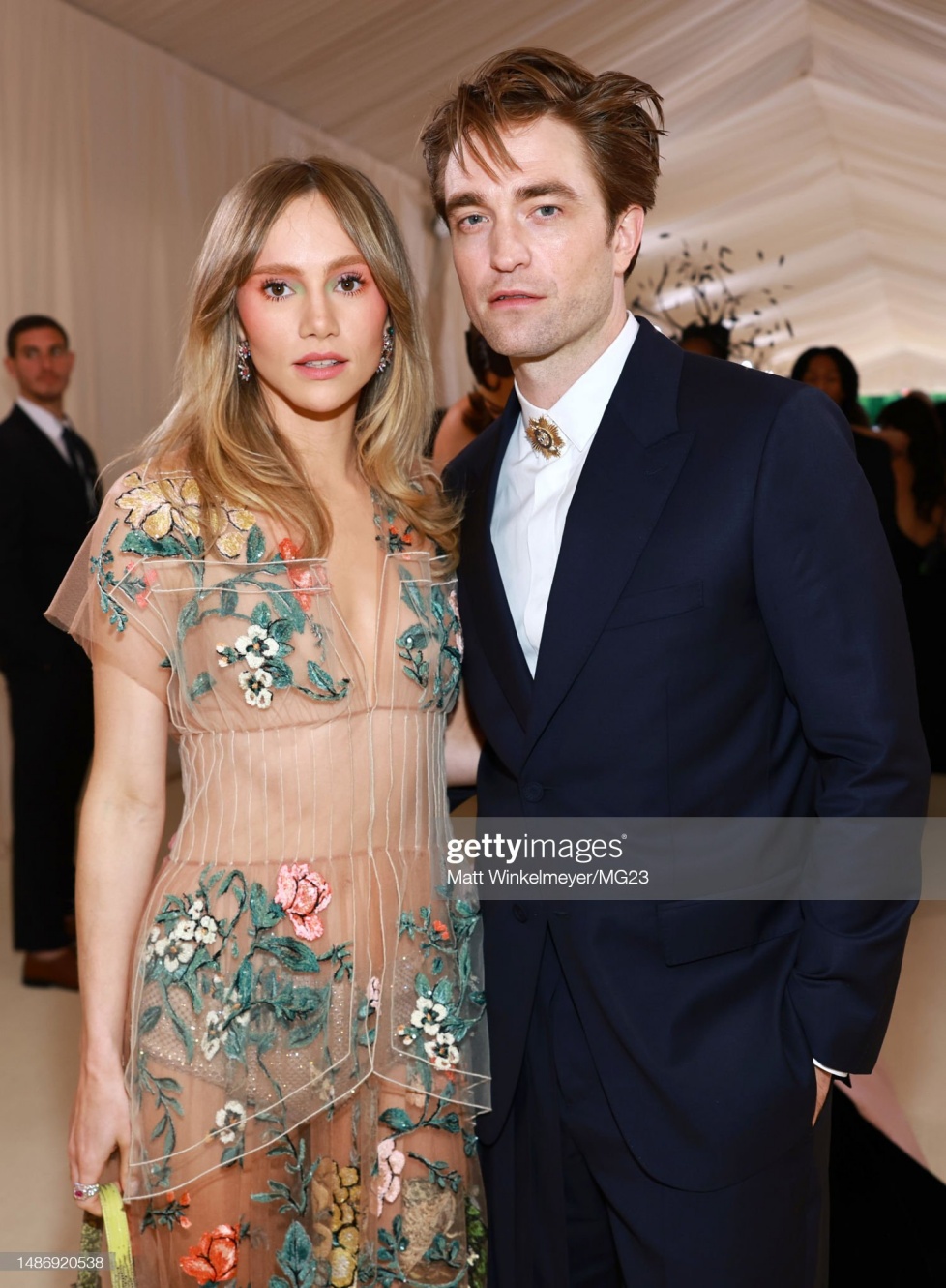 Suki Waterhouse & Robert Pattinson Met Gala 2023
