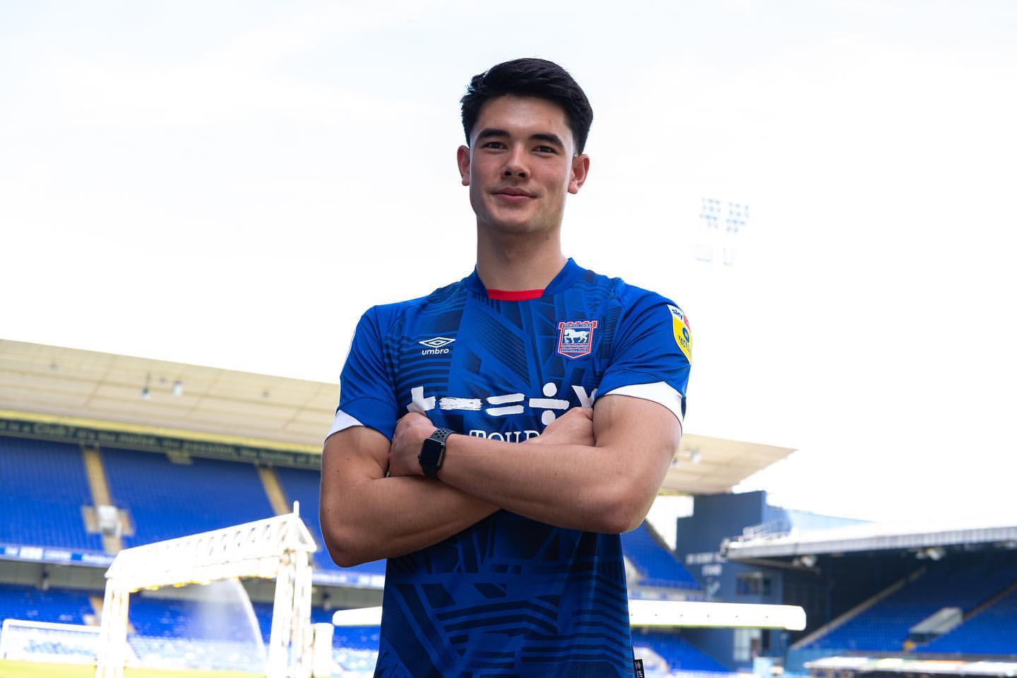 Elkan Baggott