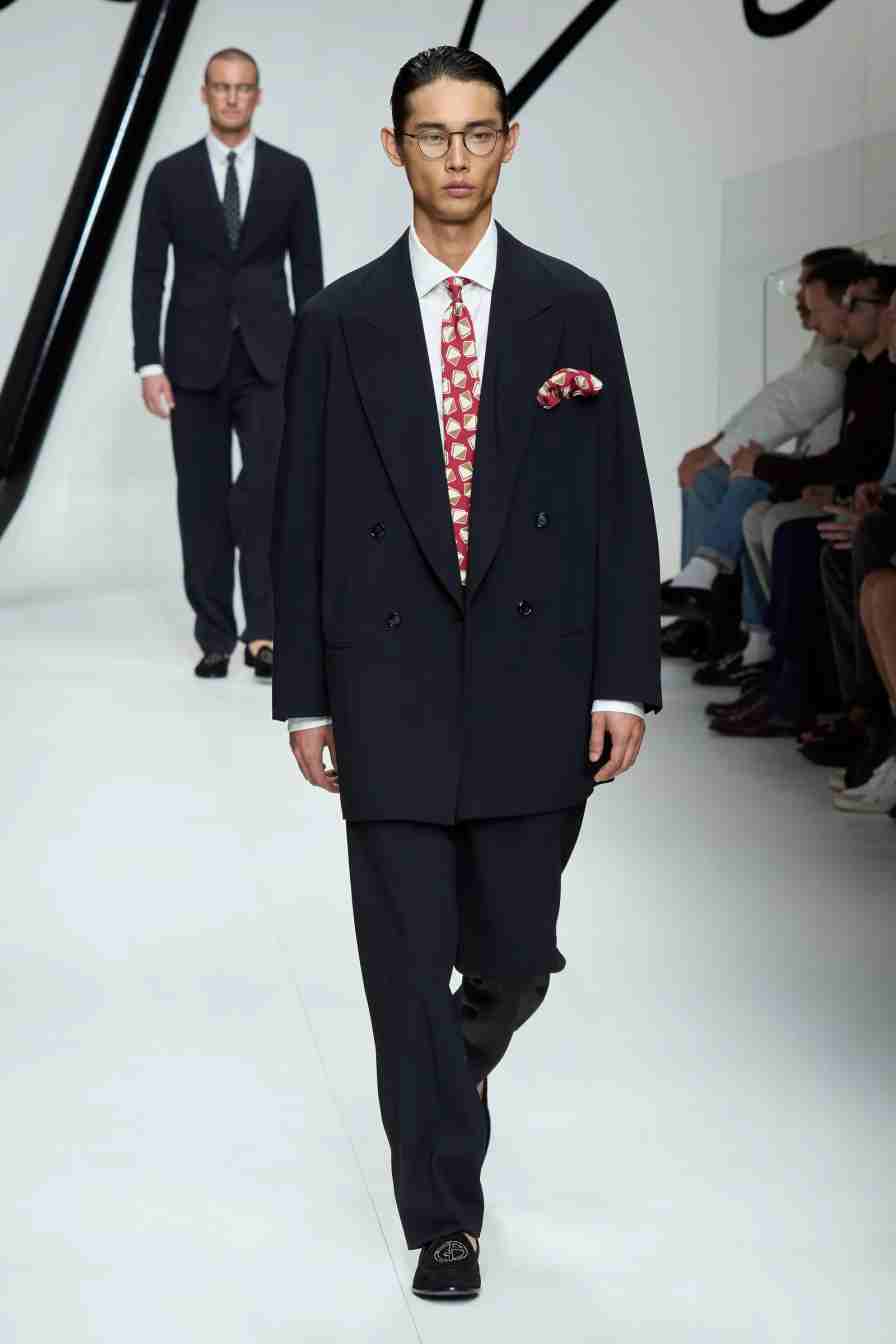 Outfit Setelan Jas Ala Oppenheimer