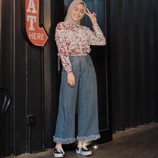 Celana Jeans Kulot untuk Hijabers