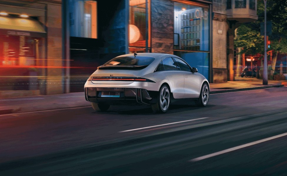 spesifikasi hyundai ioniq 6