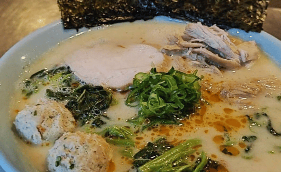 tan-tan men with egg