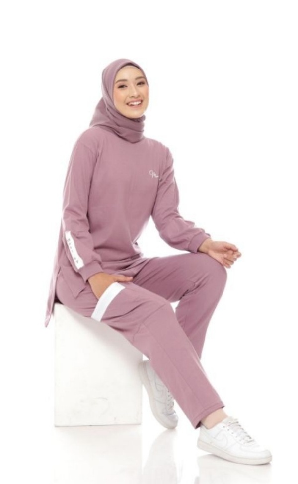 outfit one set wanita olahraga