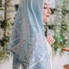 Gambar Scarf Kerudung Kaea Bract Leaf AF Blue dari Kaea Scarf Official Kab. Bekasi 3 Tokopedia